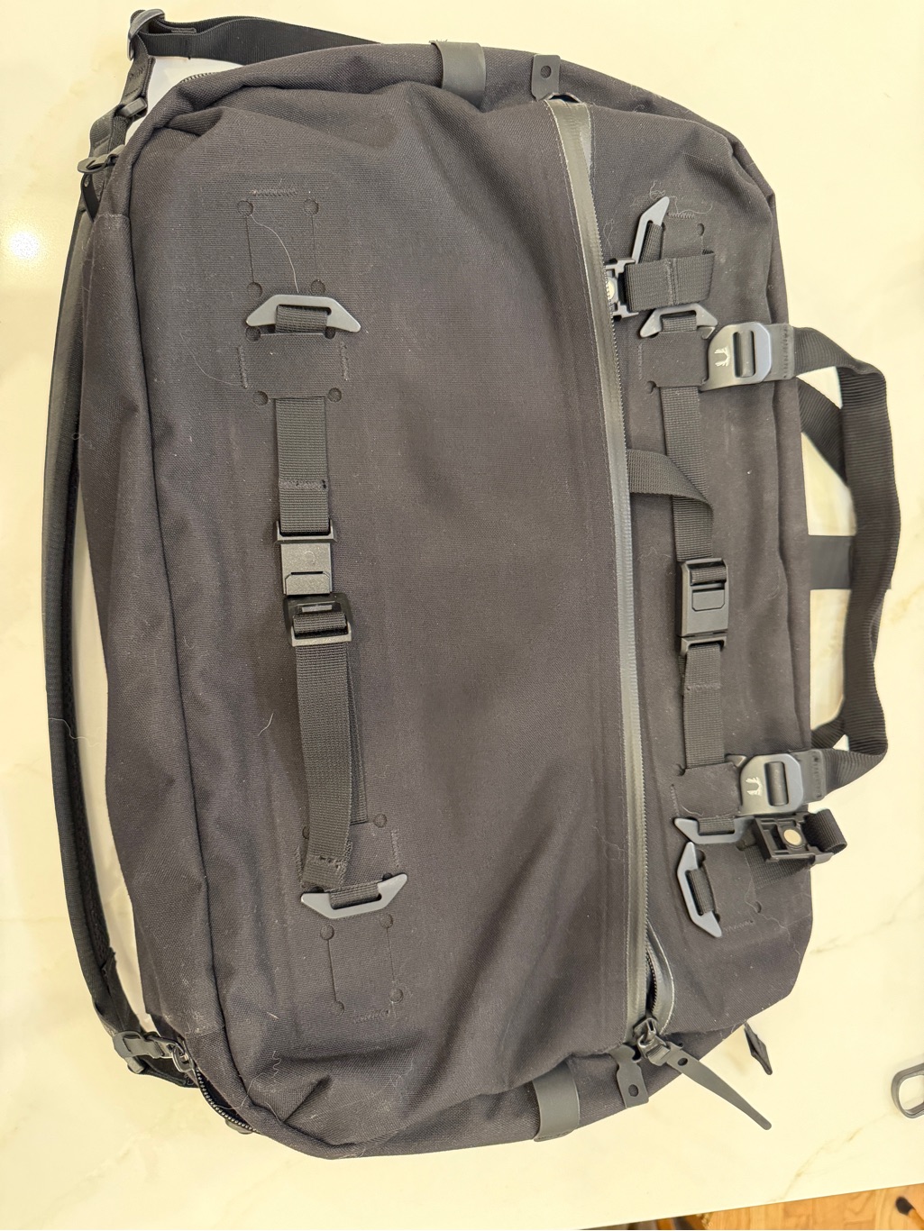 Black Ember Forge 20 Multi-Functional Backpack Shoulder Bag Business Bag 3-Way
